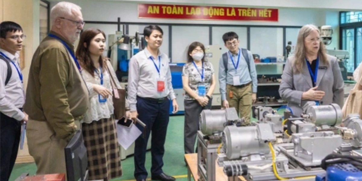 Thiết kế chưa có tên (12)