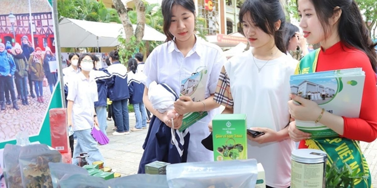 Thiết kế chưa có tên (7)